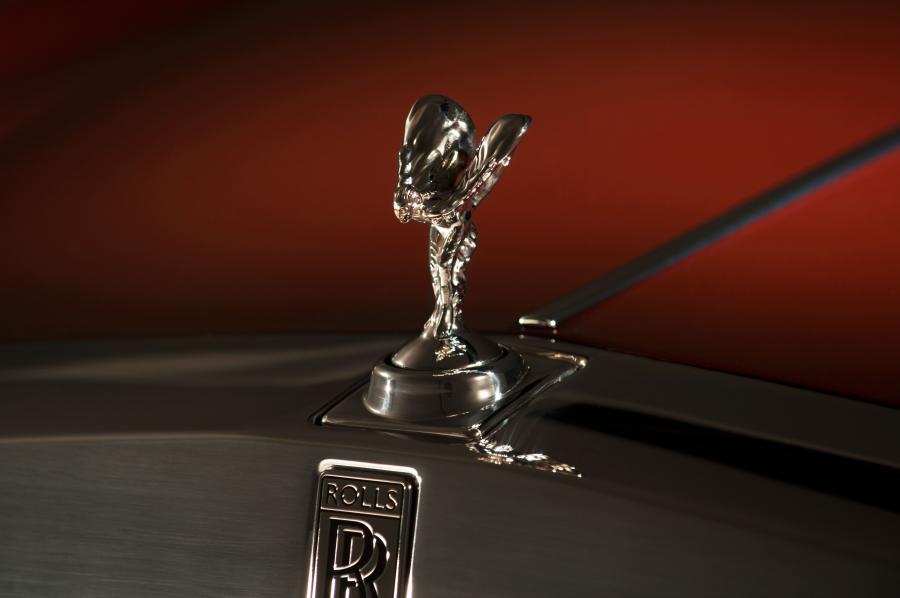  Rolls-Royce Phantom Year of The Dragon 2012 года  (фото 10 из 11)